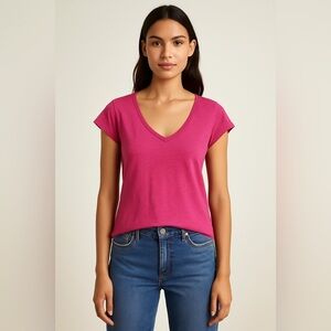 Velvet by Graham & Spencer Vintage Slub Pink V-Neck Tee Size S